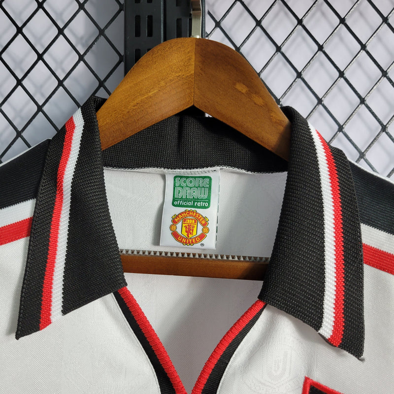 Camiseta Manchester United Reserva 97/99 - Versión Retro